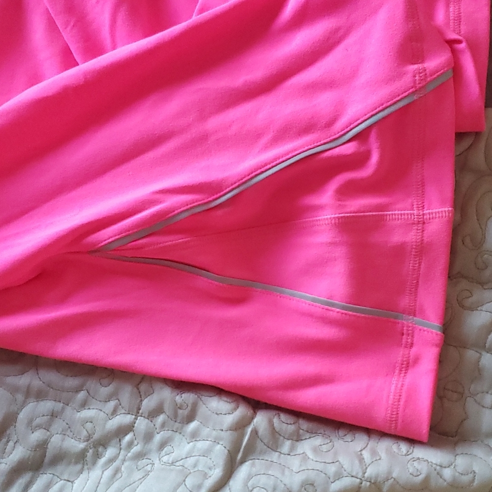 Brand new pink athletic abercombie shirt - Picture 3 of 9